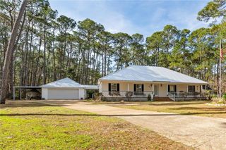 811 Ingraham Place, Dauphin Island, AL 36528