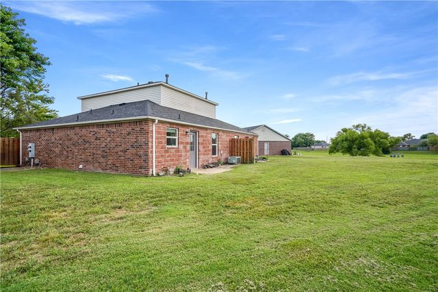 3504 SW Landau Court, Bentonville, AR 72712