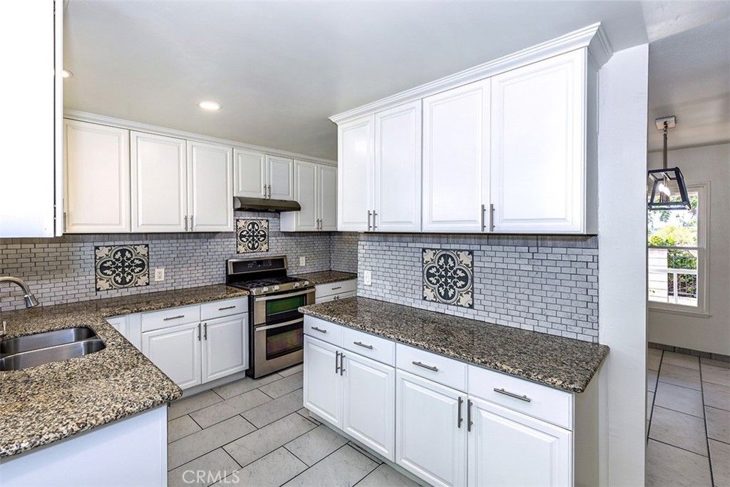 Image 5 of property listing at 14515 Cartela, La Mirada, CA 90638