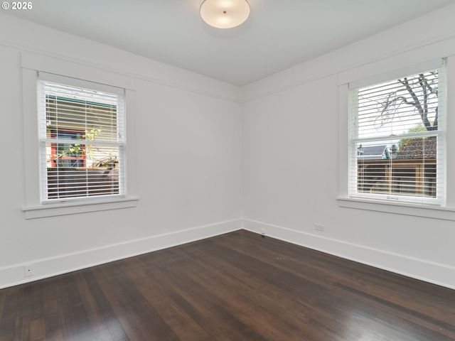 1214 Ne FAILING St, Portland, OR 97212