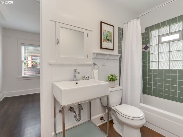 1214 Ne FAILING St, Portland, OR 97212