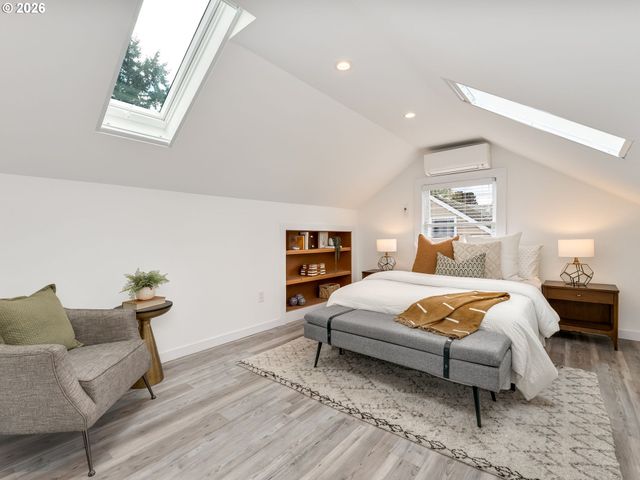 1214 Ne FAILING St, Portland, OR 97212