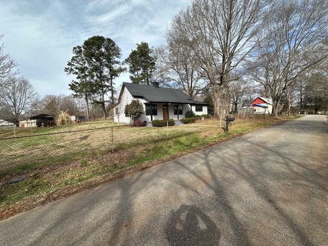 196 Orchard, Cowpens, SC 29330