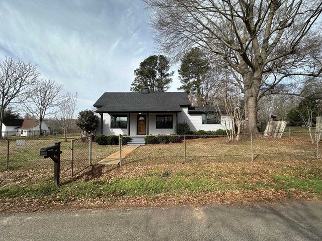 196 Orchard, Cowpens, SC 29330