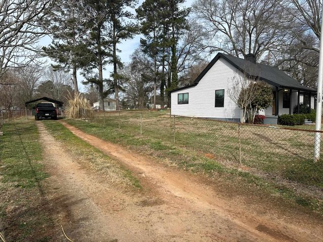 196 Orchard, Cowpens, SC 29330