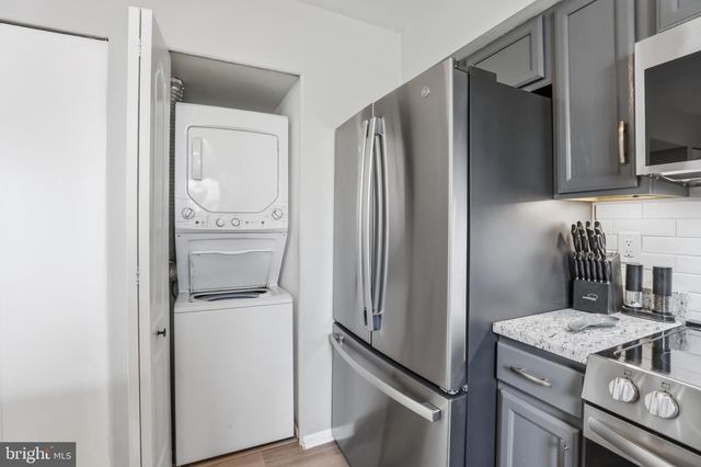 6844 CARNATION CIR, Frederick, MD 21703