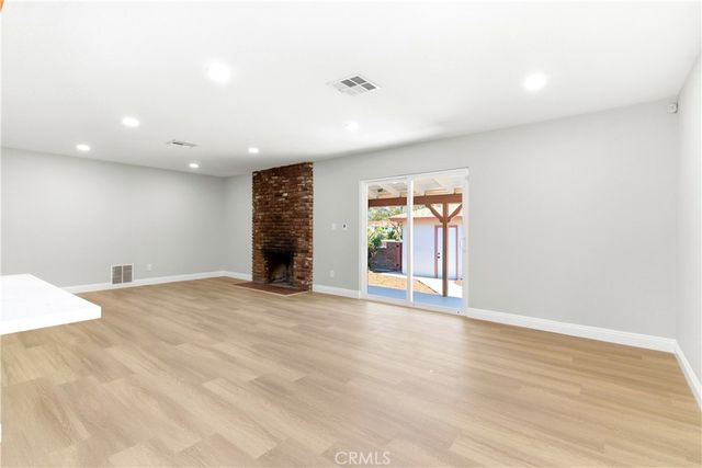 595 N Meridian, San Bernardino, CA 92410