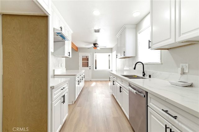 595 N Meridian, San Bernardino, CA 92410