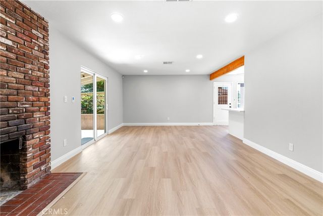 595 N Meridian, San Bernardino, CA 92410