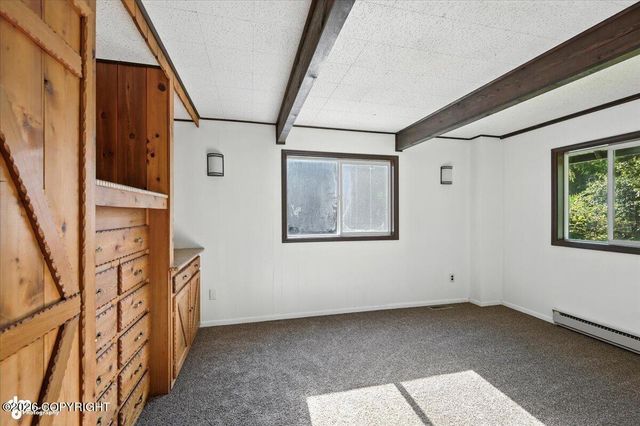 1301 S Felton Street, Palmer, AK 99645