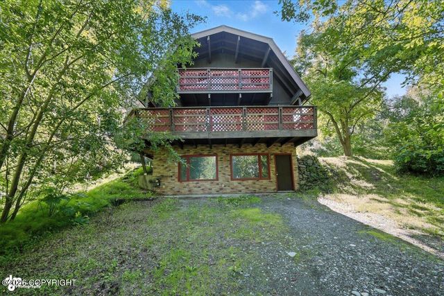 1301 S Felton Street, Palmer, AK 99645