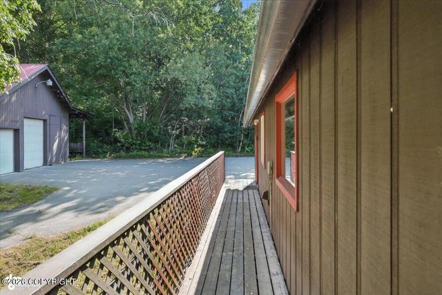 1301 S Felton Street, Palmer, AK 99645