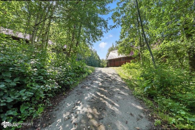 1301 S Felton Street, Palmer, AK 99645