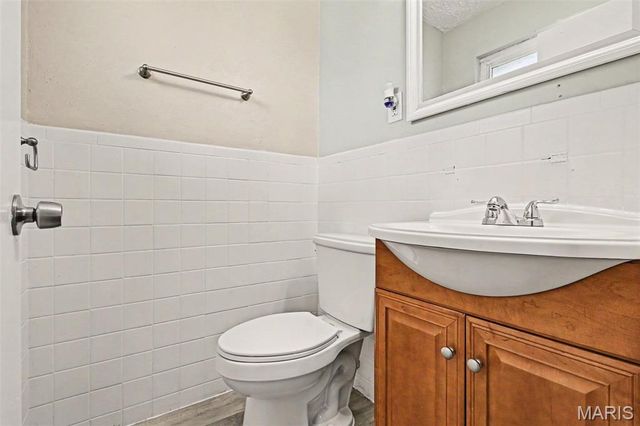 1375 Jackson Lane, Florissant, MO 63031