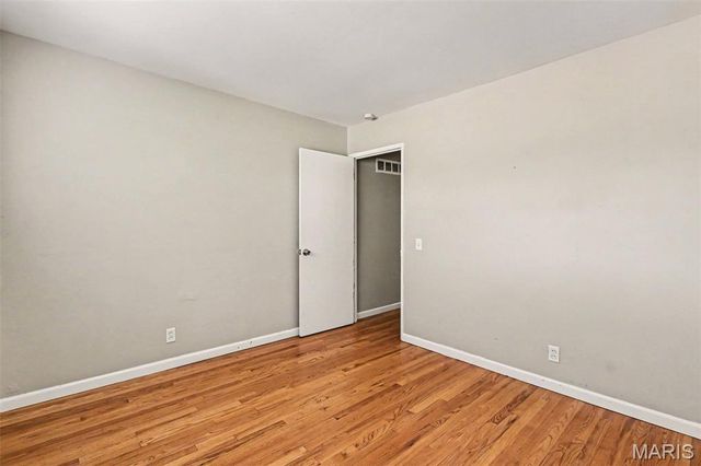 1375 Jackson Lane, Florissant, MO 63031