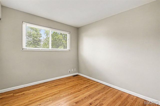1375 Jackson Lane, Florissant, MO 63031