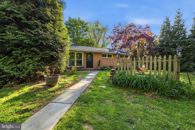 4 W PENNSBURY WAY, Chadds Ford, PA 19317