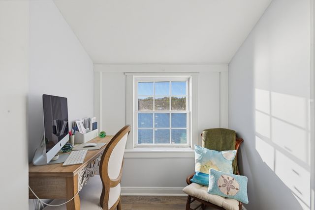 99 Lake St, Wrentham, MA 02093