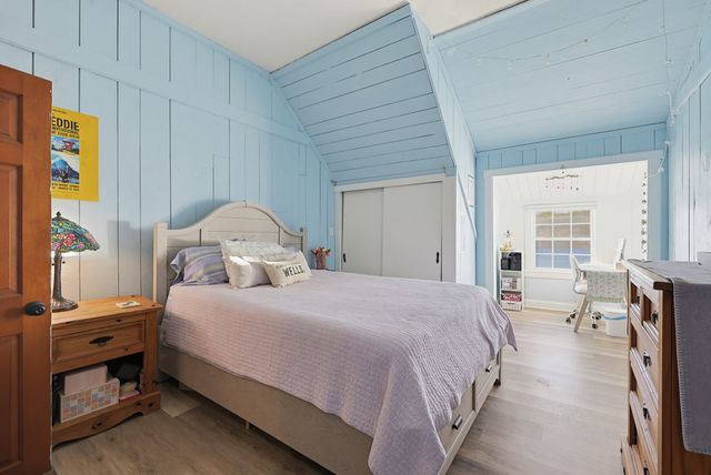 99 Lake St, Wrentham, MA 02093