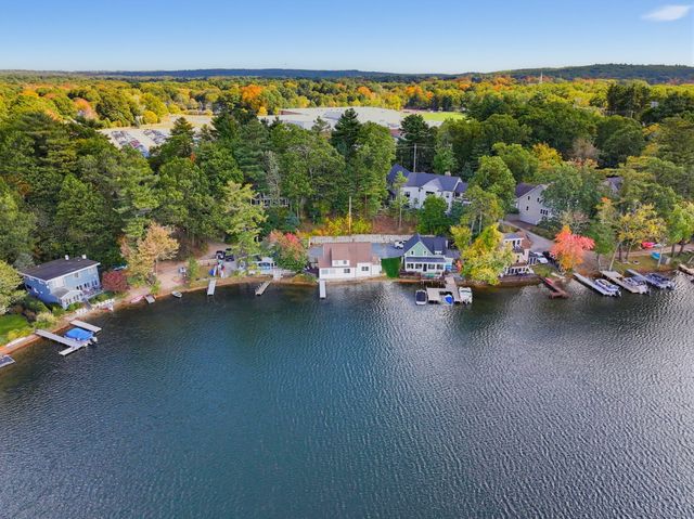 99 Lake St, Wrentham, MA 02093
