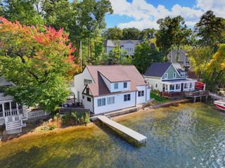 99 Lake St, Wrentham, MA 02093