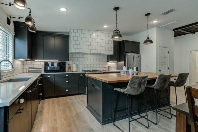 3711 128th Street, Lubbock, TX 79423