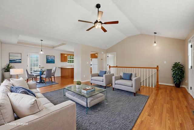1220 Kenzie Court, Berea, KY 40403