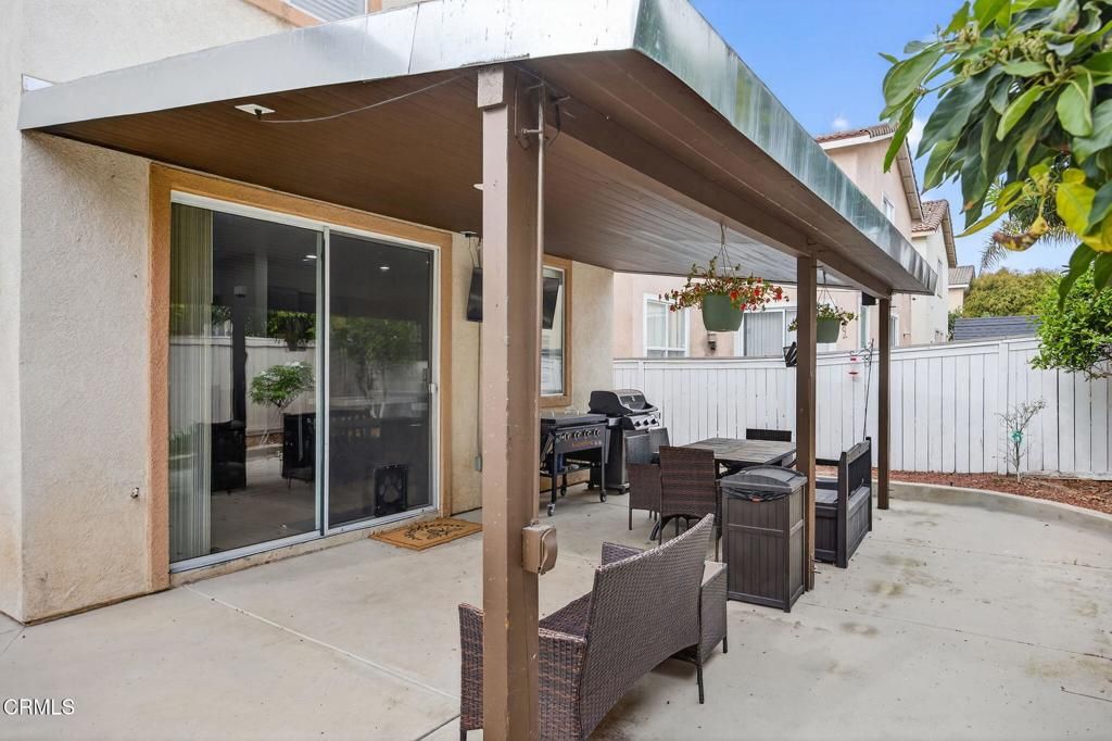 Image 30 of property listing at 816 Noontide Way, Oxnard, CA 93035