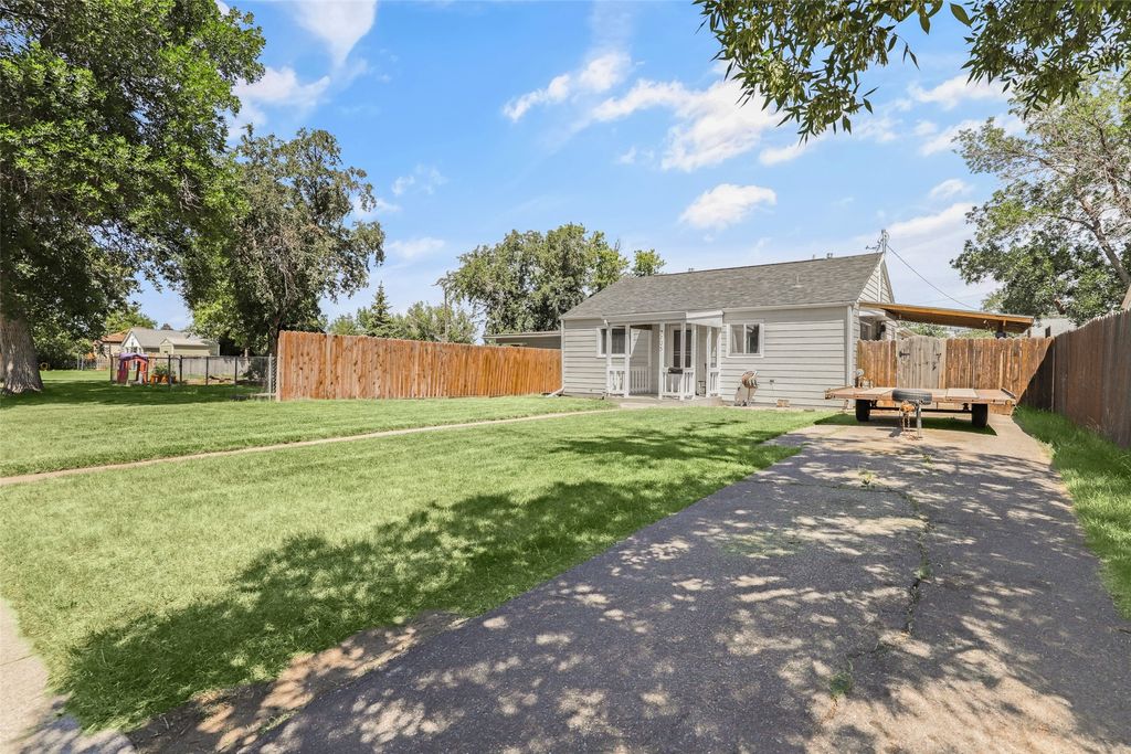 Image 1 of property listing at 3705 1st Avenue S, Great Falls, MT 59401