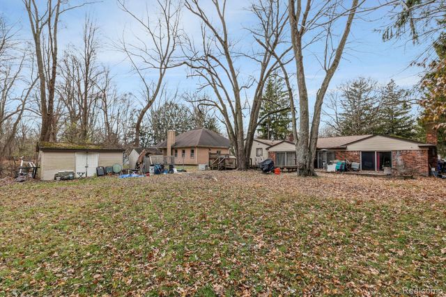 23500 Beech Road, Southfield, MI 48033