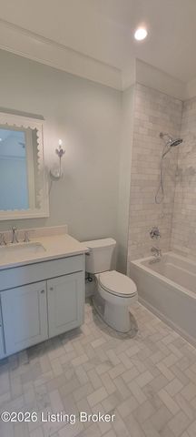 6510 Rosecliff Ct, Prospect, KY 40059