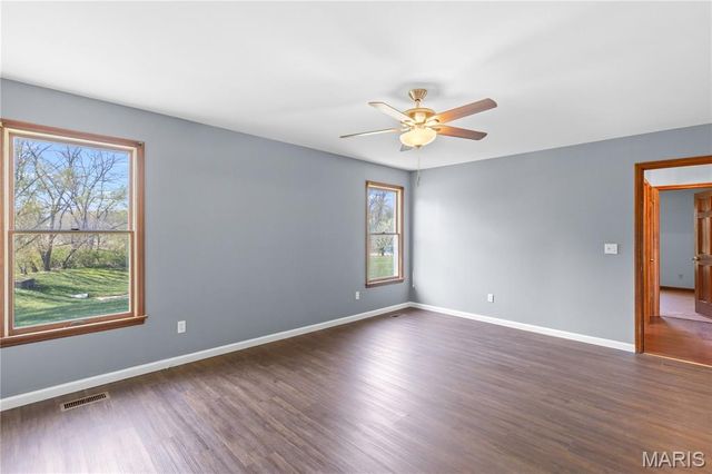 4 Scarsdale Manor Court, St Charles, MO 63303