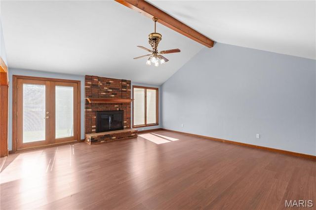 4 Scarsdale Manor Court, St Charles, MO 63303