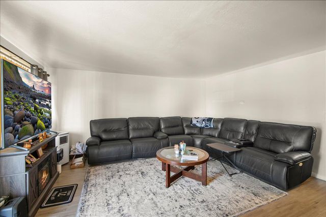 2244 12th Avenue, Oakland, CA 94606
