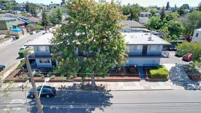 2244 12th Avenue, Oakland, CA 94606