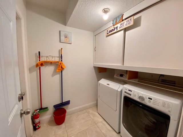 1996 Lake Breeze Court, Wellington, FL 33414