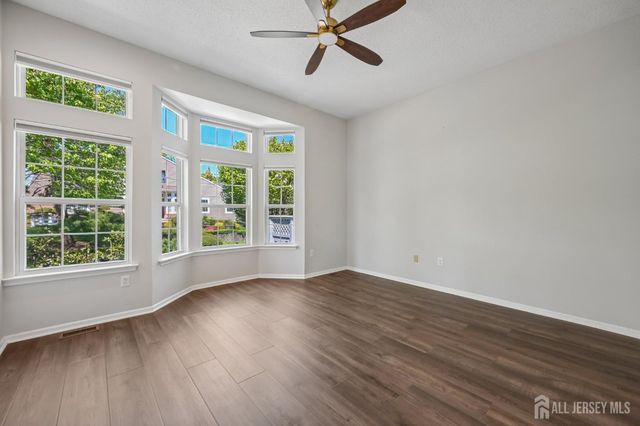 15 Cypress Point Lane, Monroe, NJ 08831