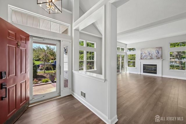 15 Cypress Point Lane, Monroe, NJ 08831