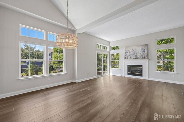 15 Cypress Point Lane, Monroe, NJ 08831