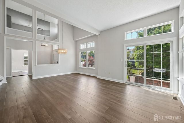 15 Cypress Point Lane, Monroe, NJ 08831