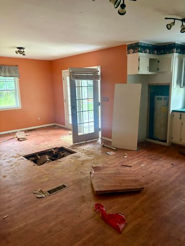 96 Cody Ln, Georgetown, SC 29440