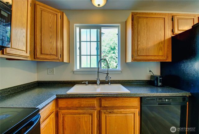 6154 Mercury Place, Ferndale, WA 98248