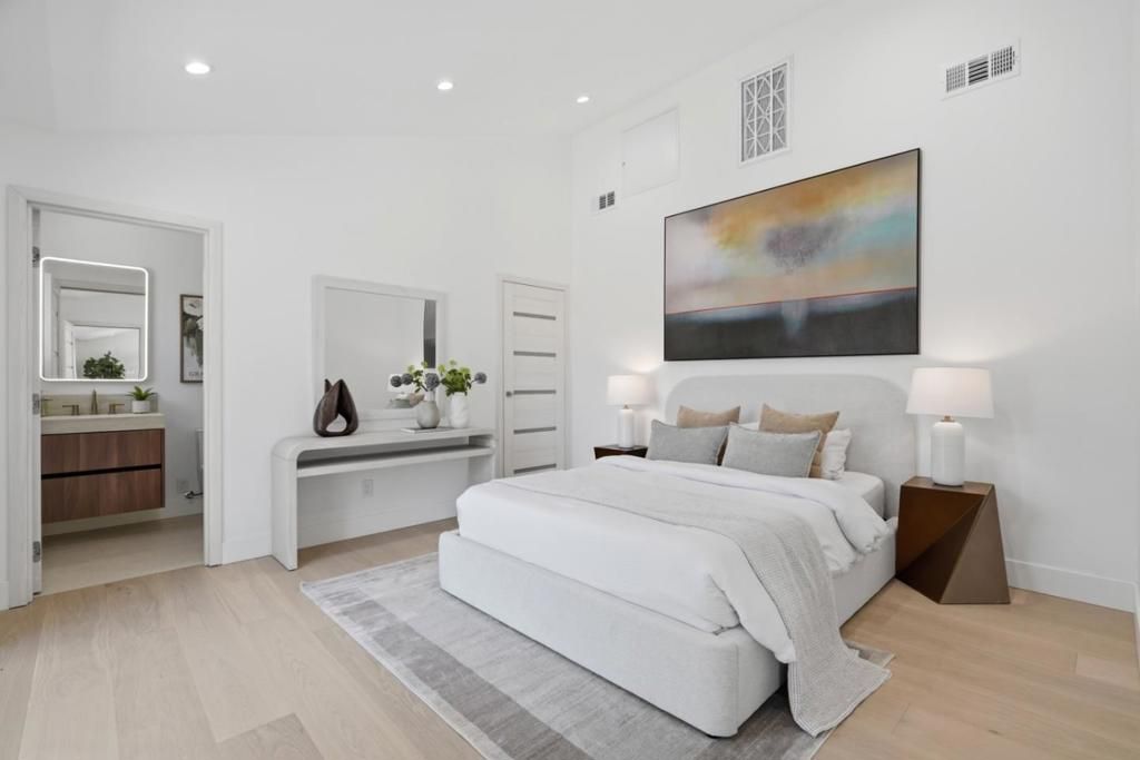 Image 28 of property listing at 1389 Chelsea Drive, Los Altos, CA 94024