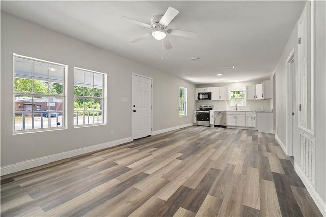 223 Thompson Boulevard, Chickasaw, AL 36611