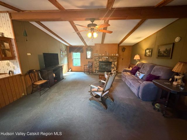 450 High Rock Road, West Coxsackie, NY 12192