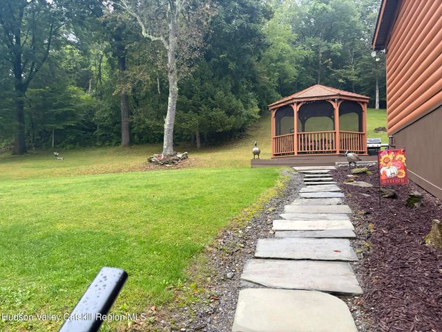 450 High Rock Road, West Coxsackie, NY 12192