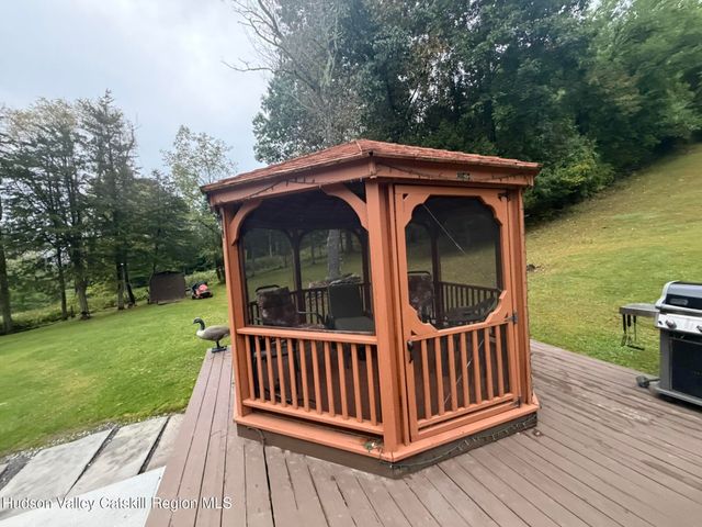 450 High Rock Road, West Coxsackie, NY 12192