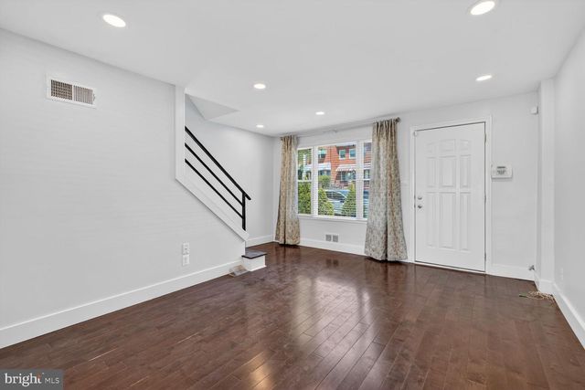 2218 16TH ST NE, Washington, DC 20018