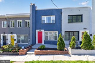 2218 16TH ST NE, Washington, DC 20018