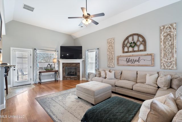 4682 Riva Ridge Drive, Olive Branch, MS 38654